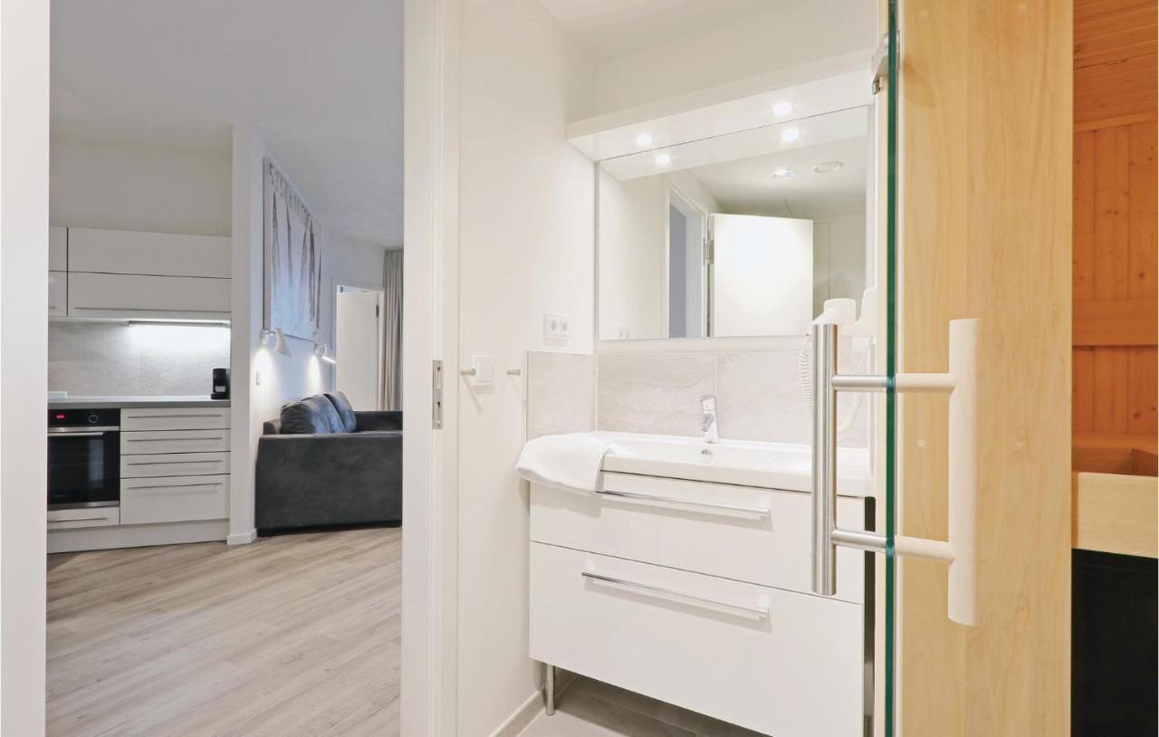 Lovely Apartment In Luebeck Travemuende With Wifi Exterior photo